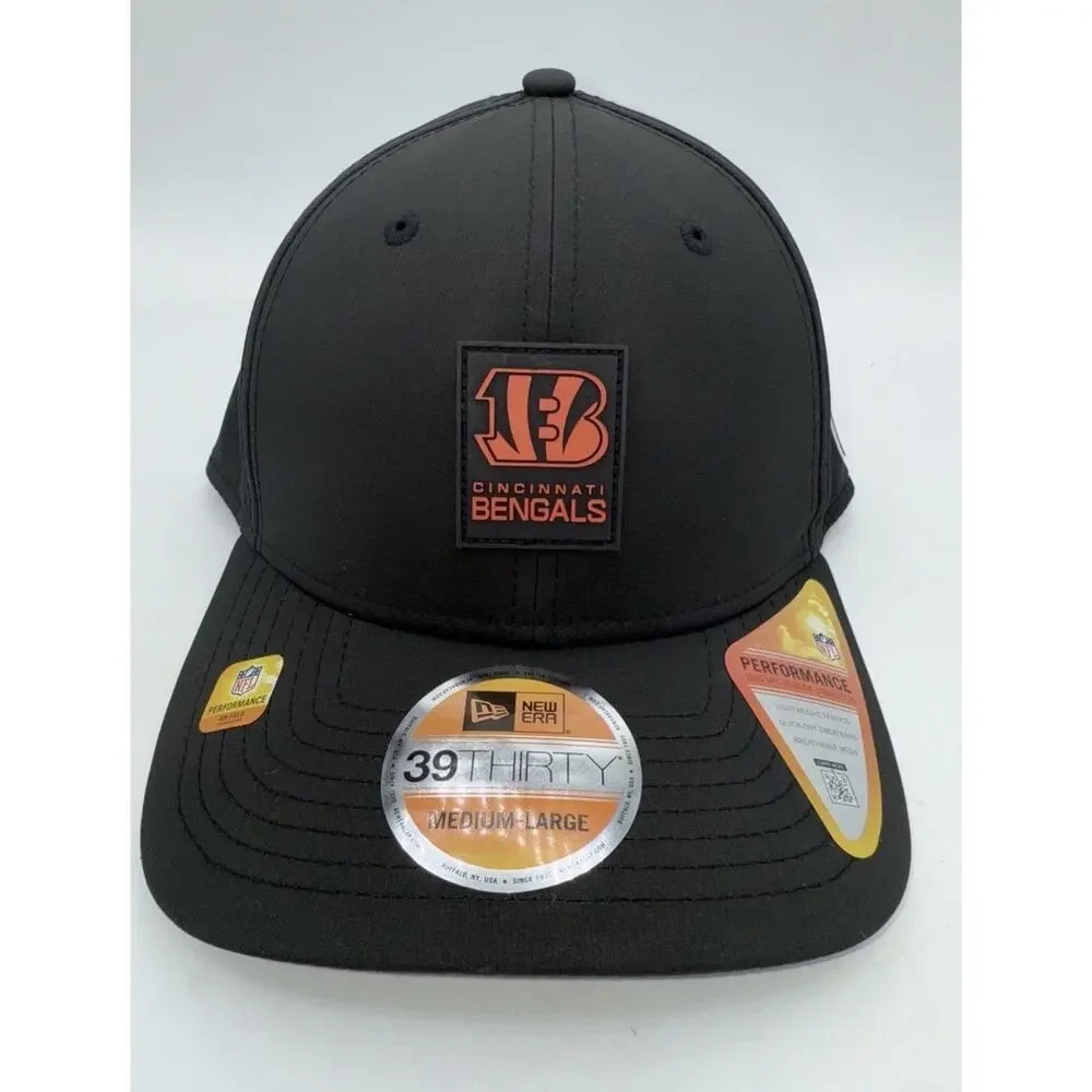 Men's New Era Black Cincinnati Bengals 2025 Sideline 39THIRTY Flex Hat Size M/L